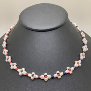 (Patriotic) Cross-shaped Pearl necklace and earring set.